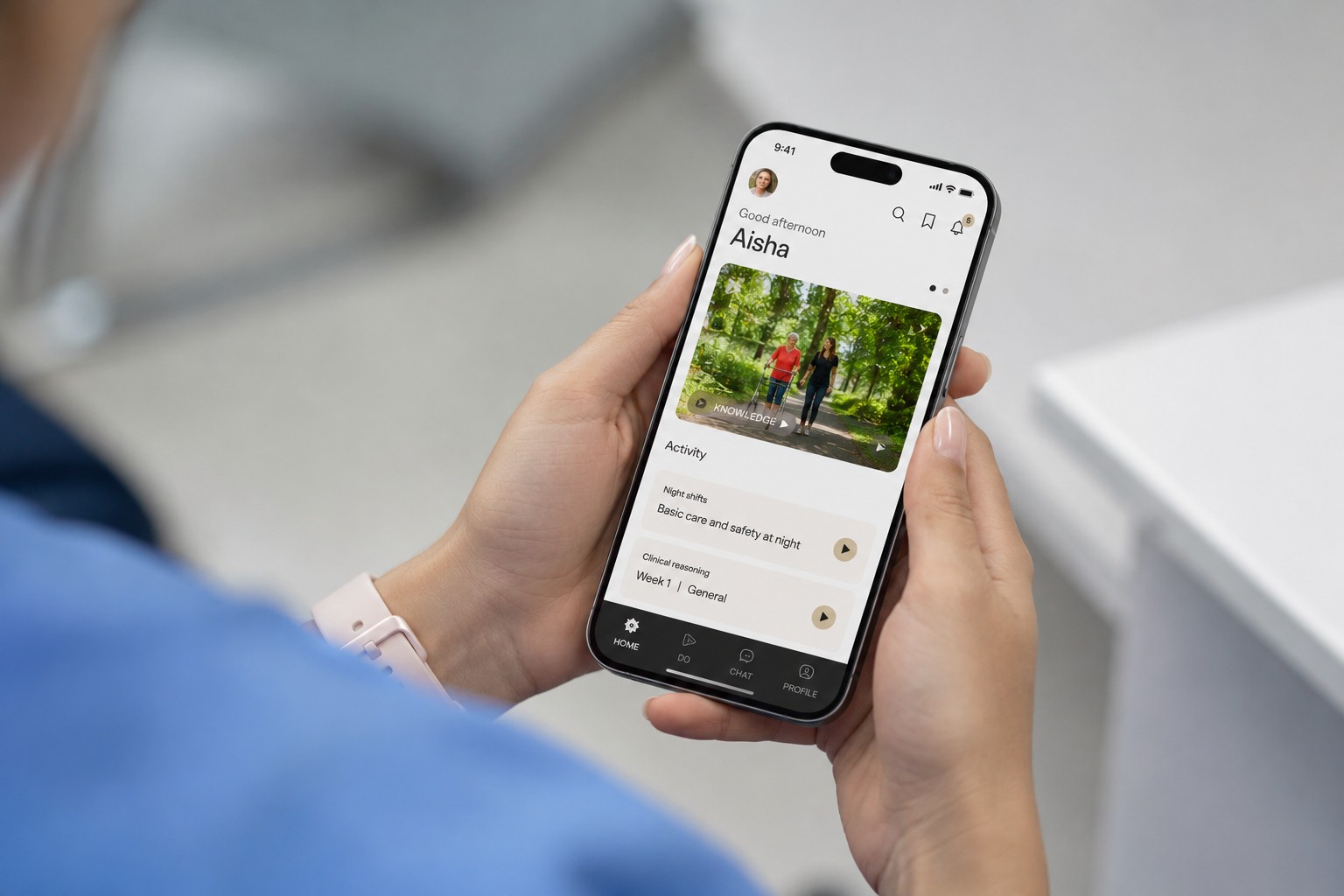 A care worker using the Floow.ai app, guided by personal AI recommendations
